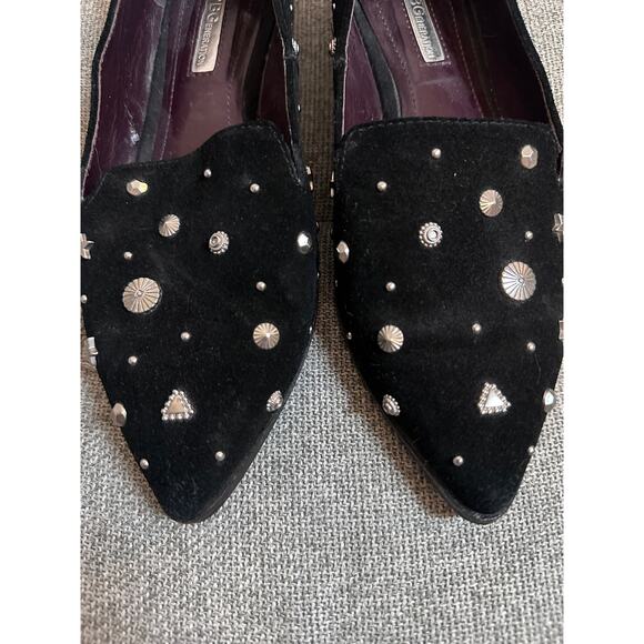 BCBG size 5.5 Nikkola black suede pointed-toe loafers silver-toned stars - Picture 2 of 7